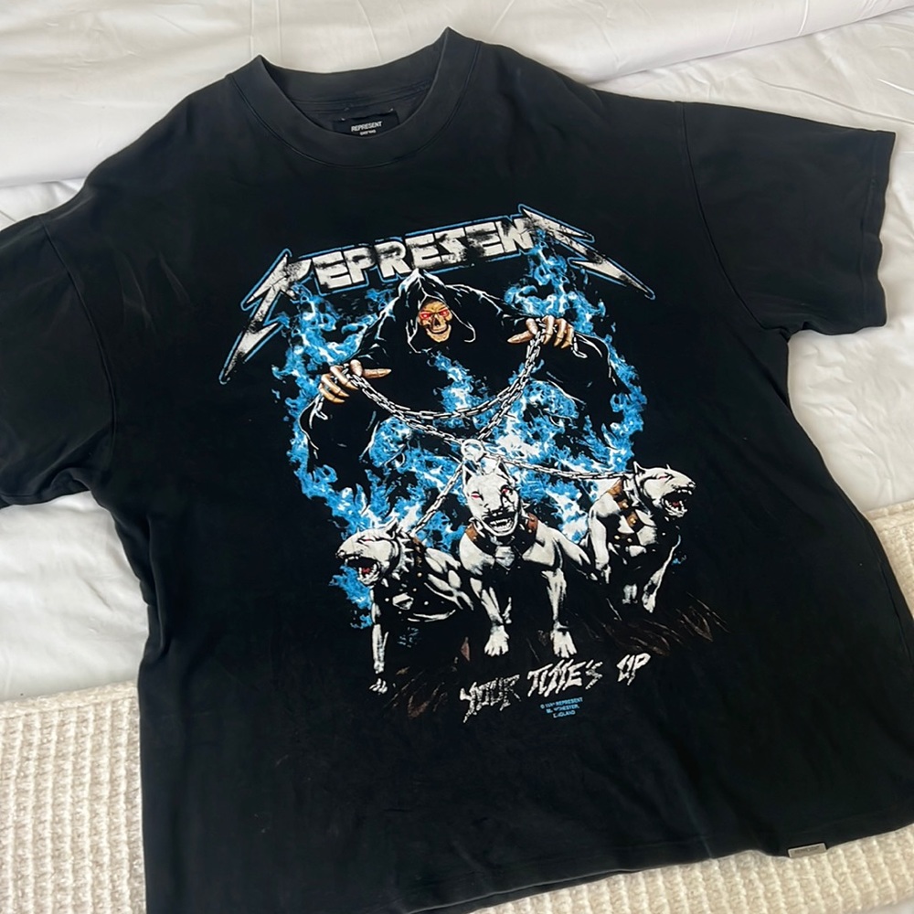 Represent Graphic Tee